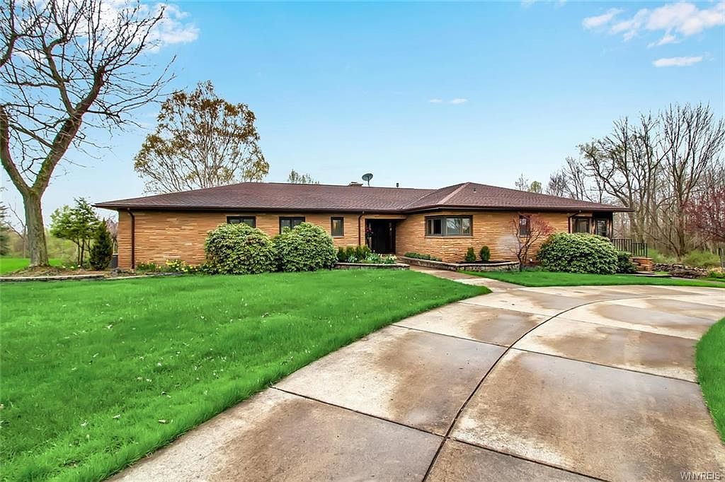 10400 Sisson Hwy, Eden, NY 14111 Zillow