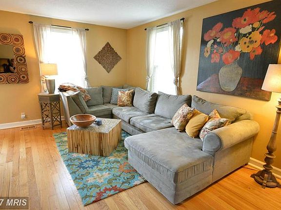 4th image of 4671 36th St S #B