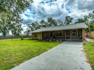 1124 Grant Ave, Mount Dora, FL 32757