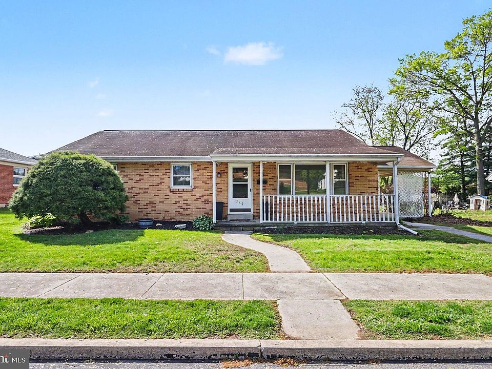1st image of 542 W Areba Ave