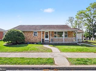 542 W Areba Ave, Hershey, PA 17033