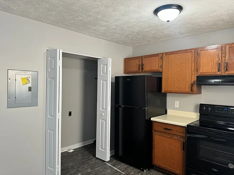 1720 Baltimore Dr — Photo 4