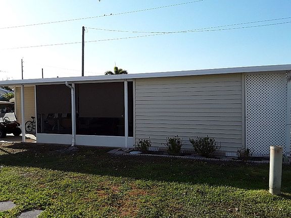 Side of screened room/ shed