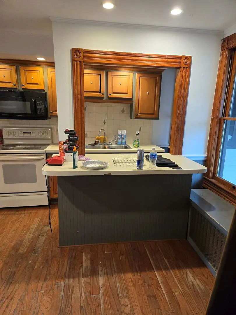 210 Chestnut Ave - 210 — Photo 3