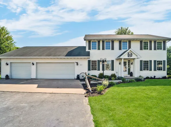 W2611 Aspen Ct, Appleton, WI 54915