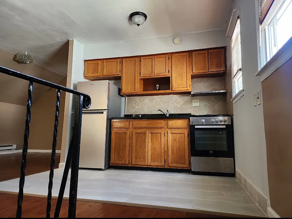 36 Pinecrest Rd #2