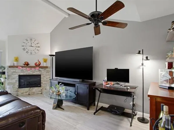 880 N Winchester Blvd APT 205, Santa Clara, CA 95050