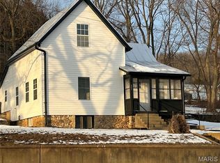 621 W Osage St, Pacific, MO 63069