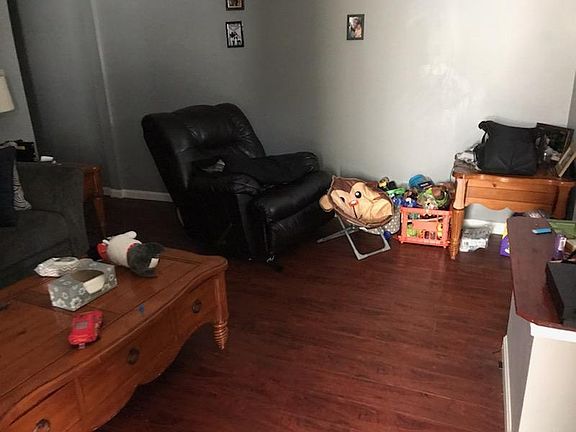 3rd image of 155 N 11th St
