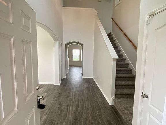 2nd image of 9602 Blue Bonnet Dr