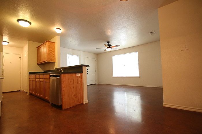1st image of 8030 W Elizabeth Ln