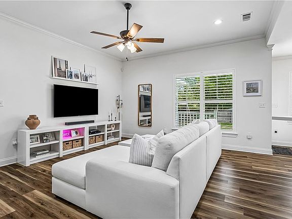 3rd image of 70519 K St