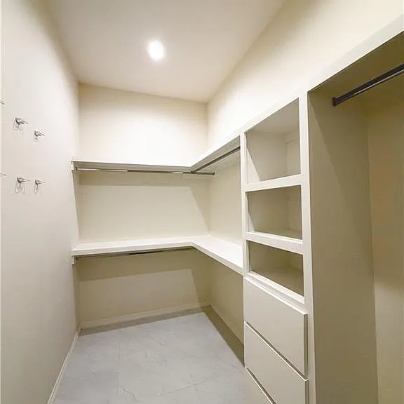 1100 W Fig Ave — Photo 19