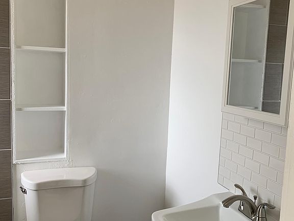 4th image of 2456 Central Ave