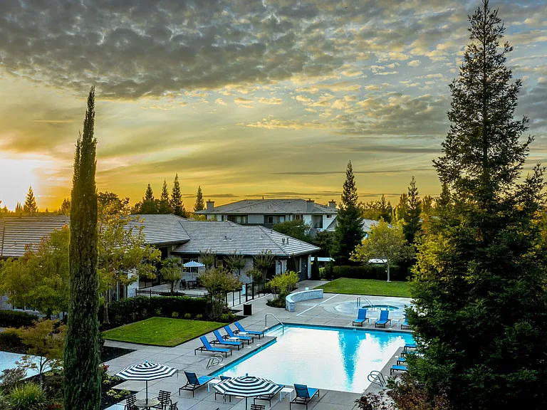 Meridian at Stanford Ranch — Photo 13