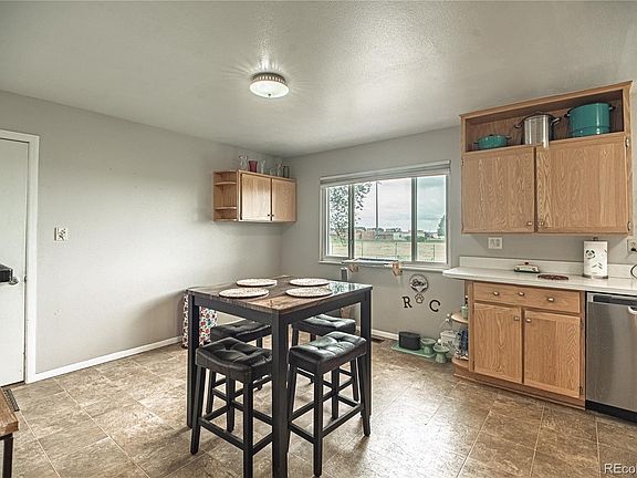 4th image of 7509 Fortman Avenue