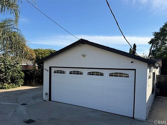 5th image of 13100 Foothill Blvd