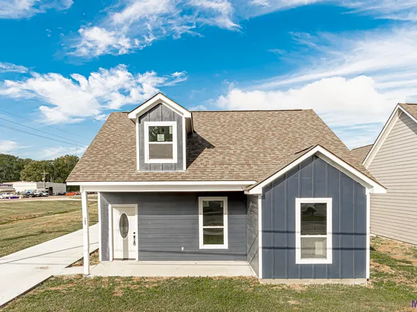 165 N 14th St, Port Allen, LA 70767