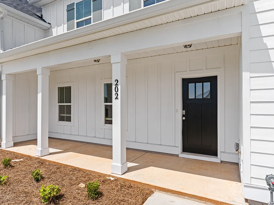 202 Clifton Dr