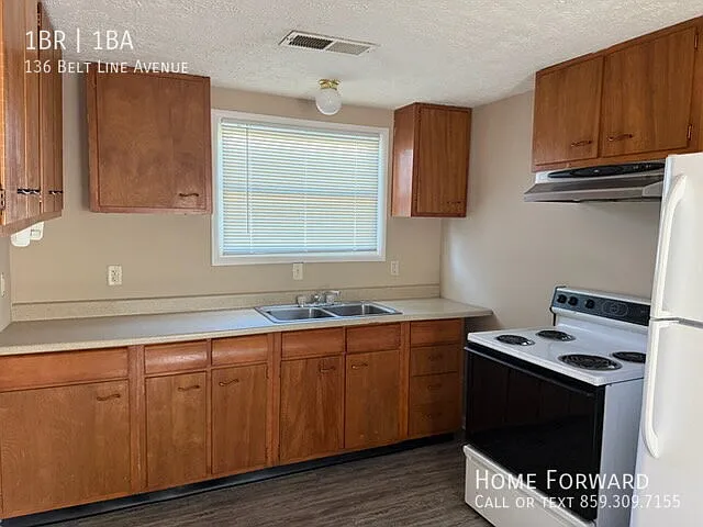 136 Belt Line Ave — Photo 4