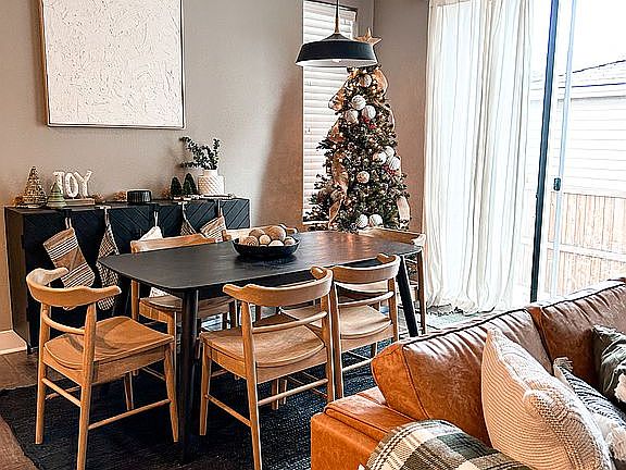 Front Room/Dining Area