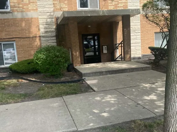 5209 S Leclaire Ave APT 3B, Chicago, IL 60638