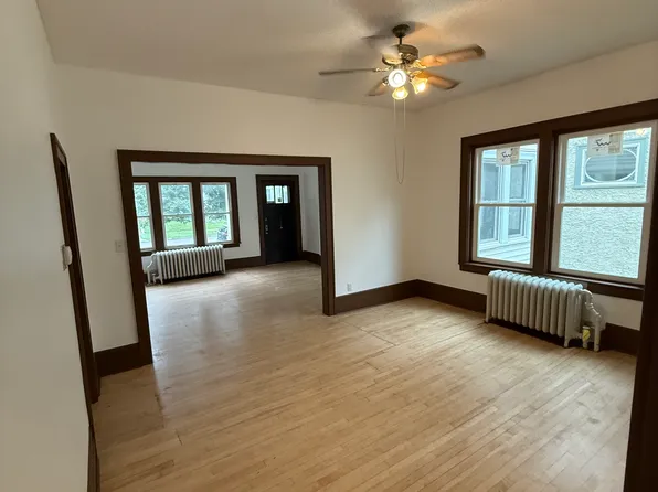 604 Portland Ave, Saint Paul, MN 55102