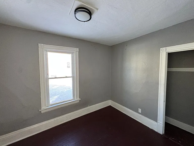 1434 N 37th St #1 — Photo 2