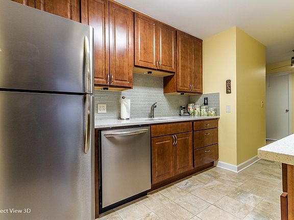 5th image of 1169 S Plymouth Ct APT 404