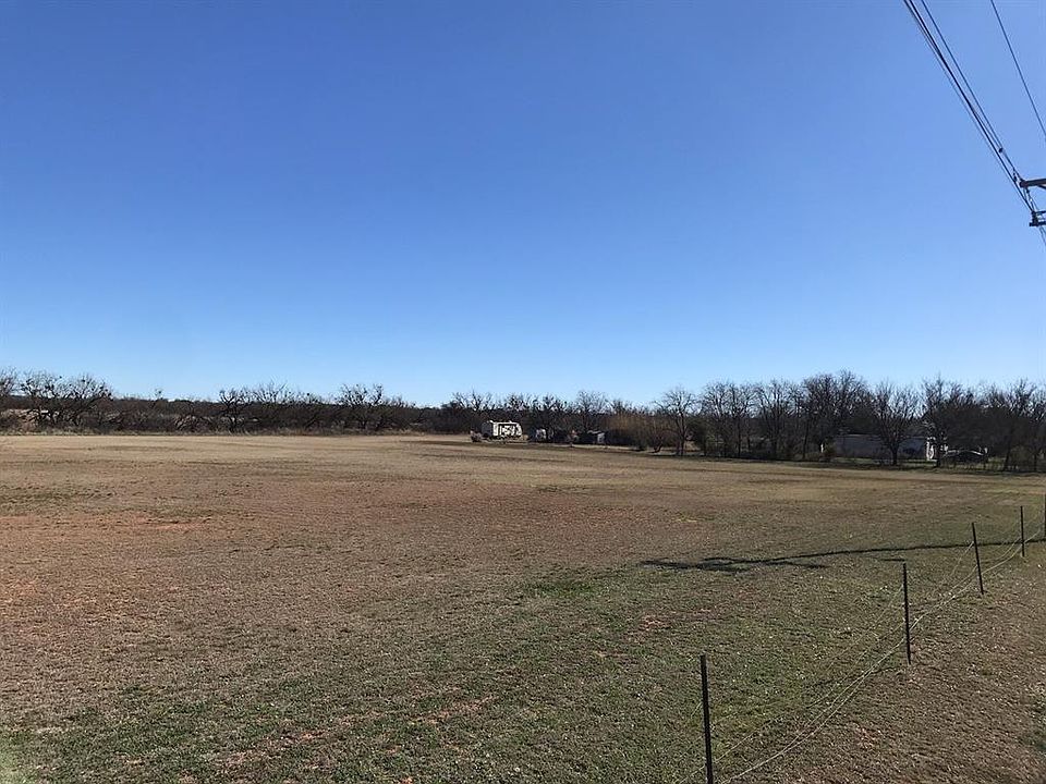 2nd image of 4101 Sharon Rd