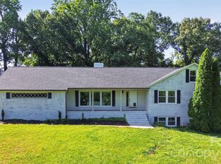 2004 Fountain Ln, Stanley, NC 28164