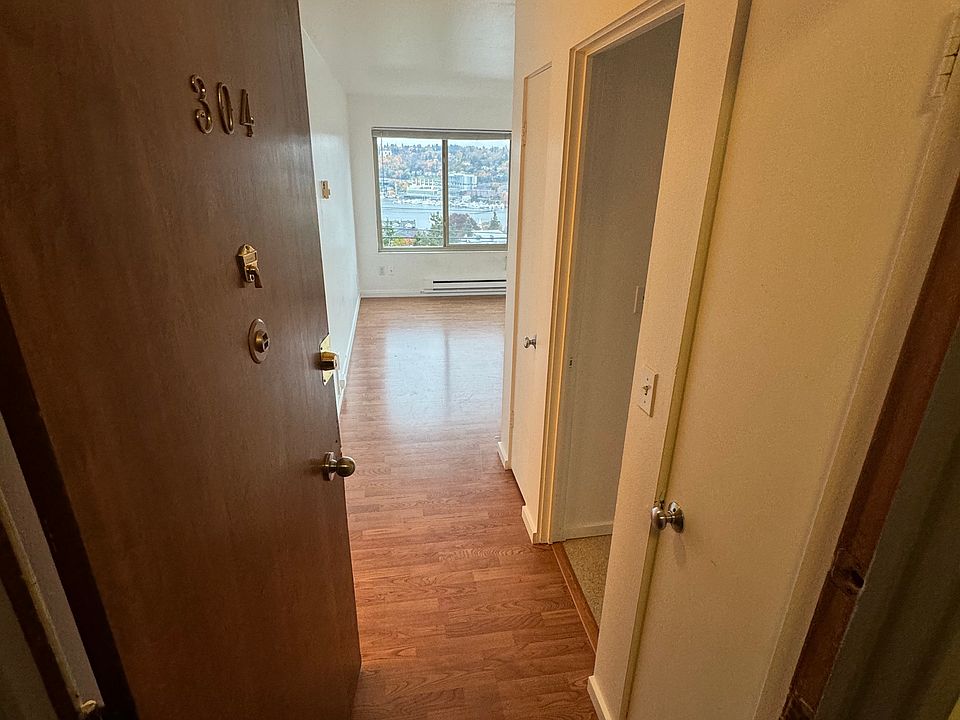 1st image of 1425 5th Ave N APT 304