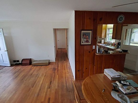 5th image of 7124 Vellex Ln