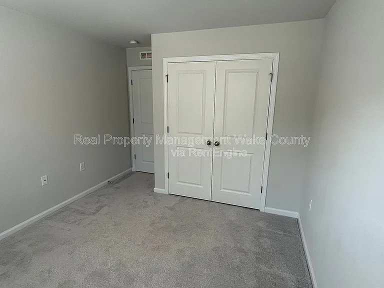 1605 Emory Ridge Way — Photo 32