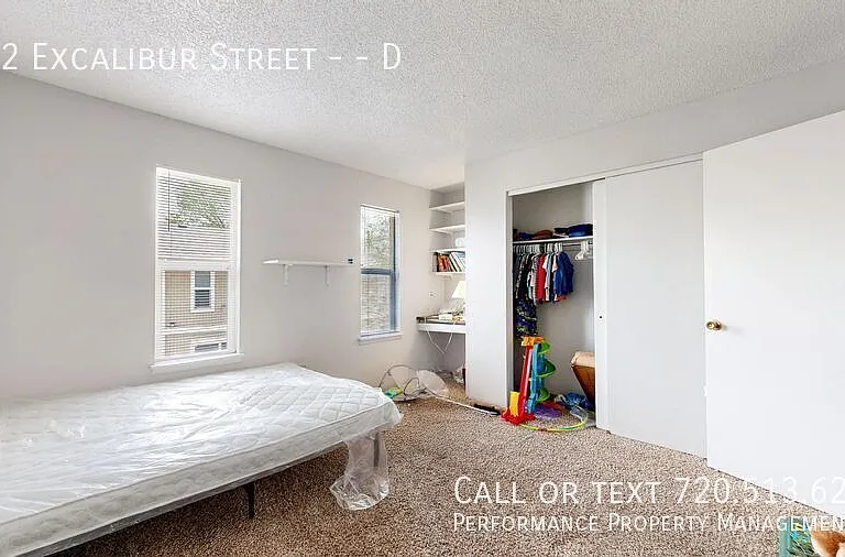 802 Excalibur St #D — Photo 9