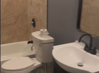 1622 W Ruscomb St #1, Philadelphia, PA 19141