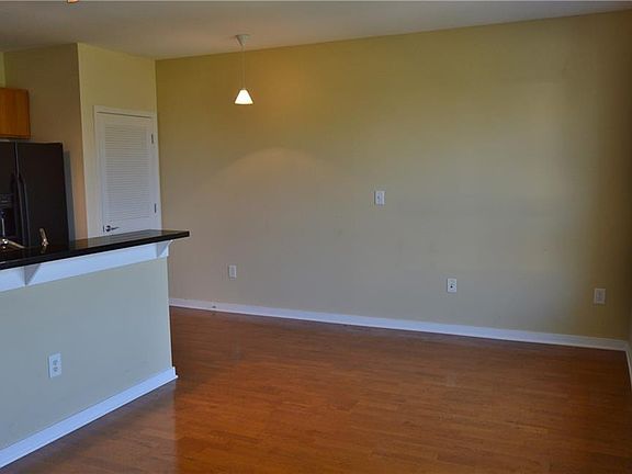 4th image of 388 Boush St Unit 309
