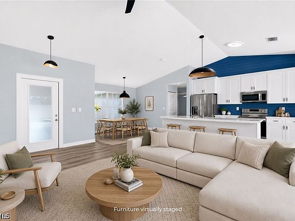 4th image of 15579 Spring Line Ln