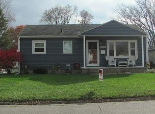 1642 Glenny Ave, Waterloo, IA 50702