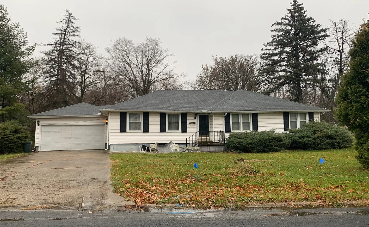 4004 N Grand Blvd photo 1