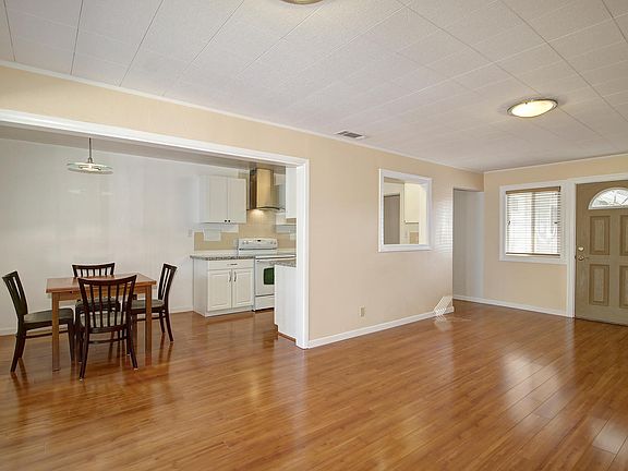 2nd image of 7011 Carriage Dr