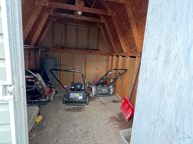 Shed