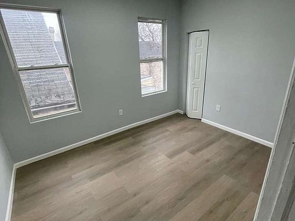 2nd image of 318 S 7th St Floor 2