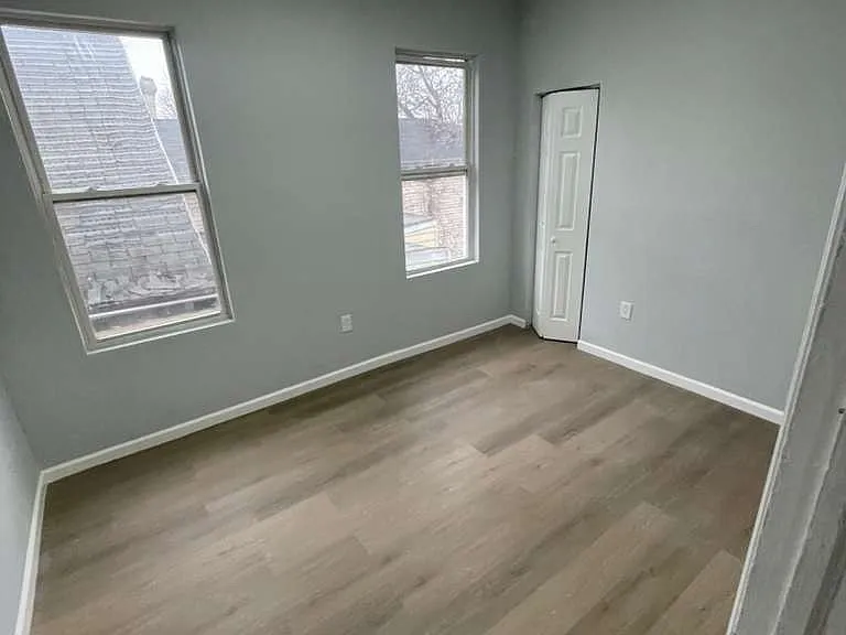 318 S 7th St #2F — Photo 7