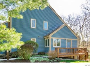 3703 Homestead Ct, Peekskill, NY 10566