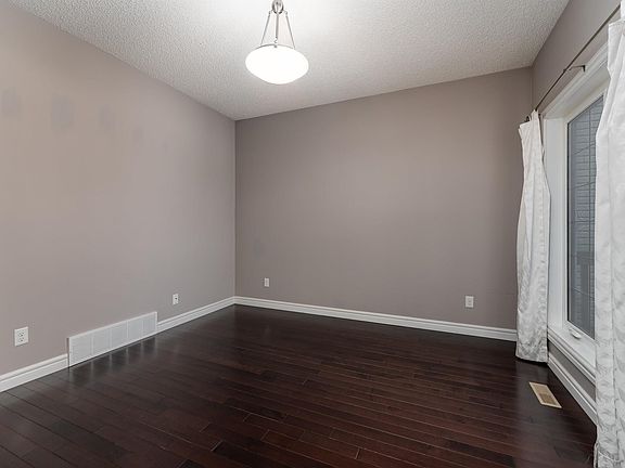 4th image of 149 Sutton Close