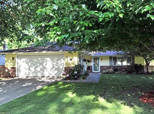 5980 Emerald St, North Ridgeville, OH 44039