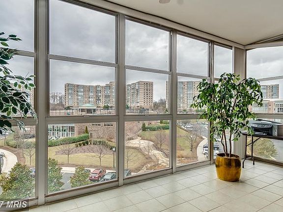 2nd image of 19360 Magnolia Grove Sq Unit 407