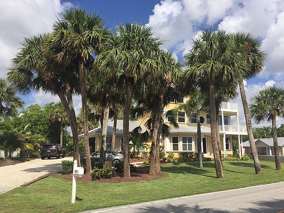 3rd image of 4650 NE Indian River Dr