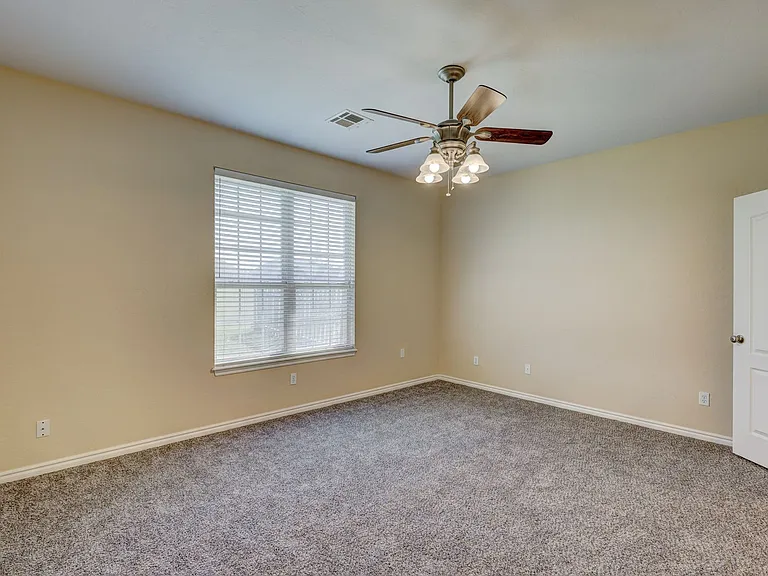 11312 NW 121st Pl — Photo 13